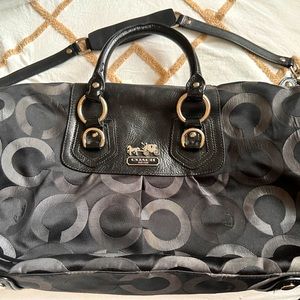 VINTAGE COACH ASHLEY BIGGER SIZE.